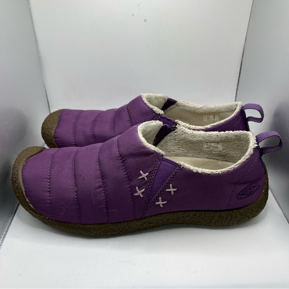 Women’s KEEN Slip-On Shoes Size 10